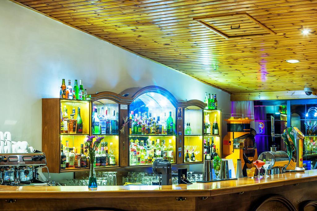Troodos Hotel & Spa Eksteriør billede