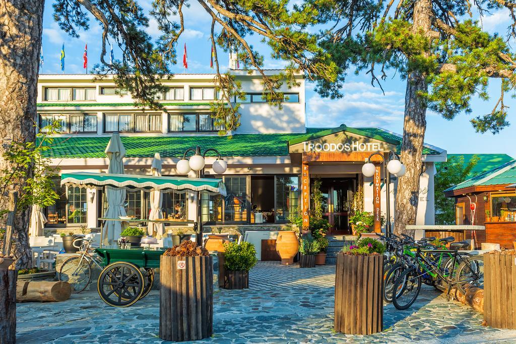 Troodos Hotel & Spa Eksteriør billede